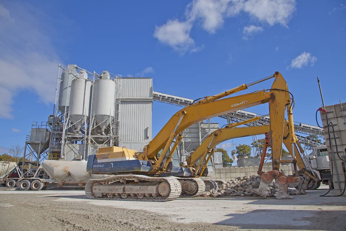 Concrete Recycling crews working in Grand Prairie, TX