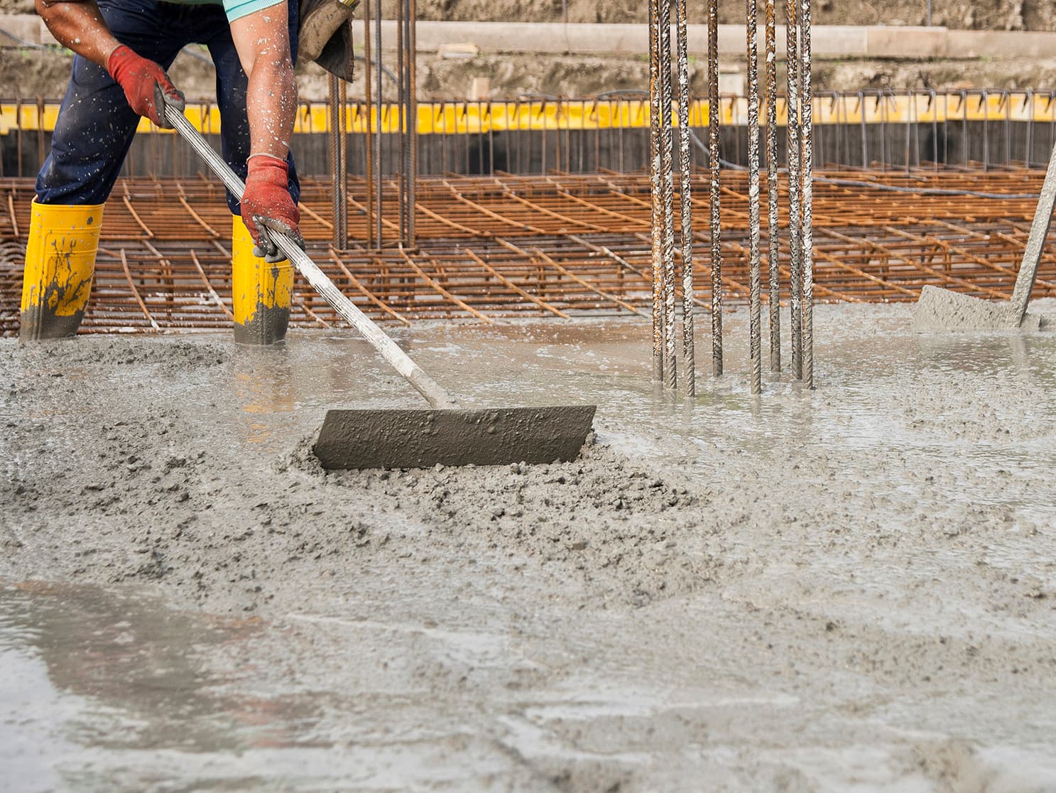 Concrete Slab Installation crews working in Grand Prairie, TX