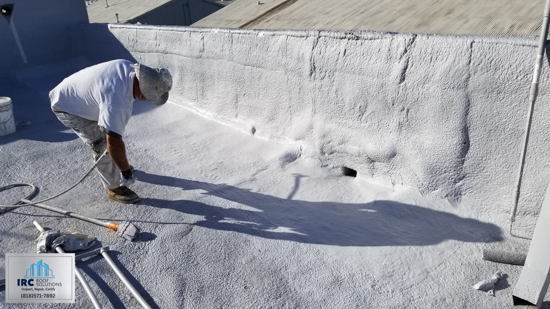Roof Repair & Maintenance crews working in Grand Prairie, TX